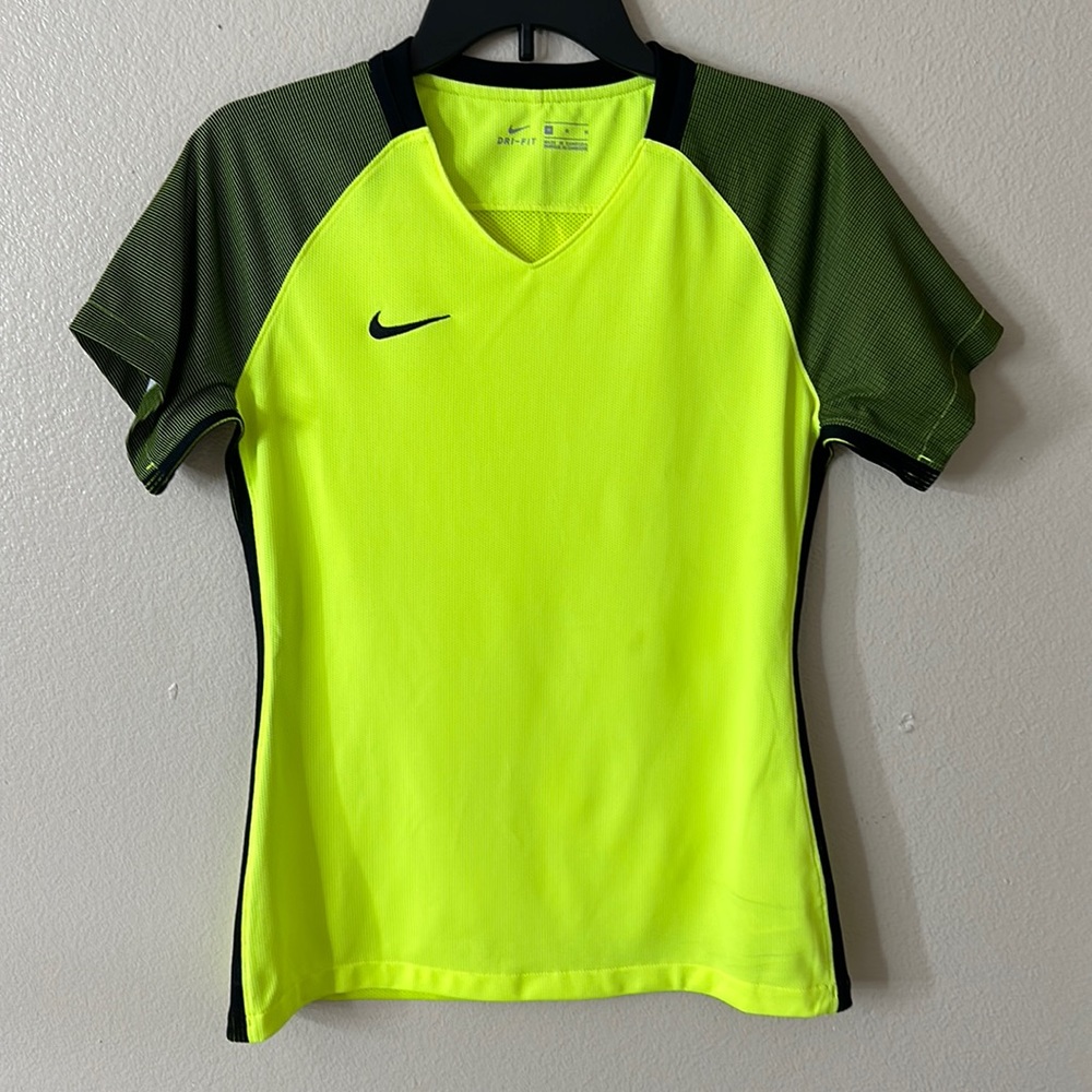 Womens Nike Top